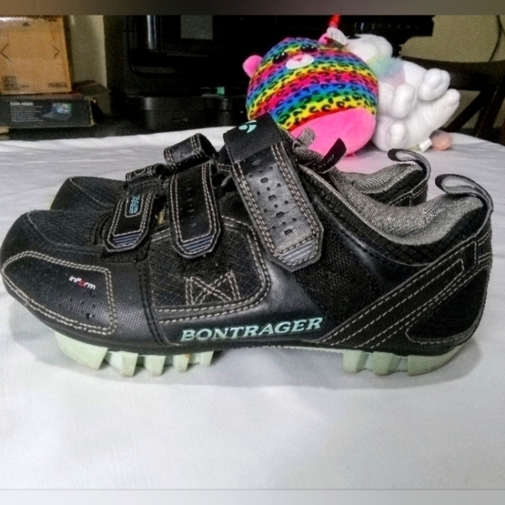 BONTRAGER "Inform" cycling shoes excellent pre-owned condition size 5 - Picture 2 of 6